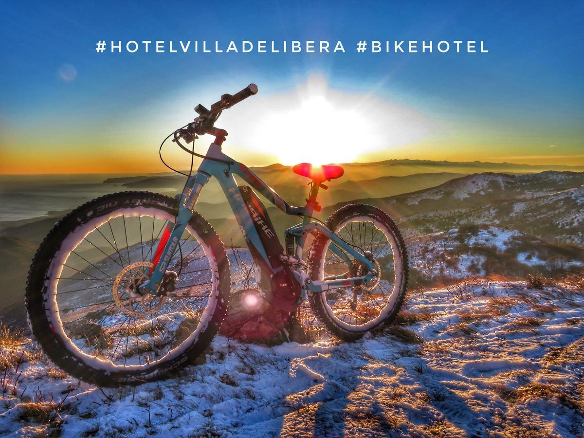 Hotel Villa Delibera Вараце Екстериор снимка